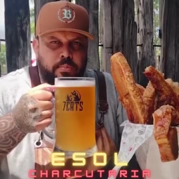 Torresmo pururuca defumado