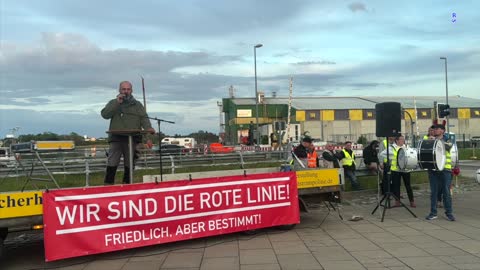 Wolgast: Zum Abschluß der Kundgebung 31-05-2022