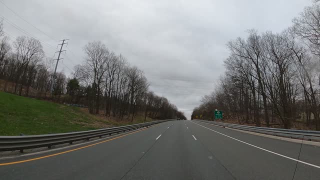 Driving Around Thru 04-24-2022 4K Front Somewhere in NJ New Jersey (4)