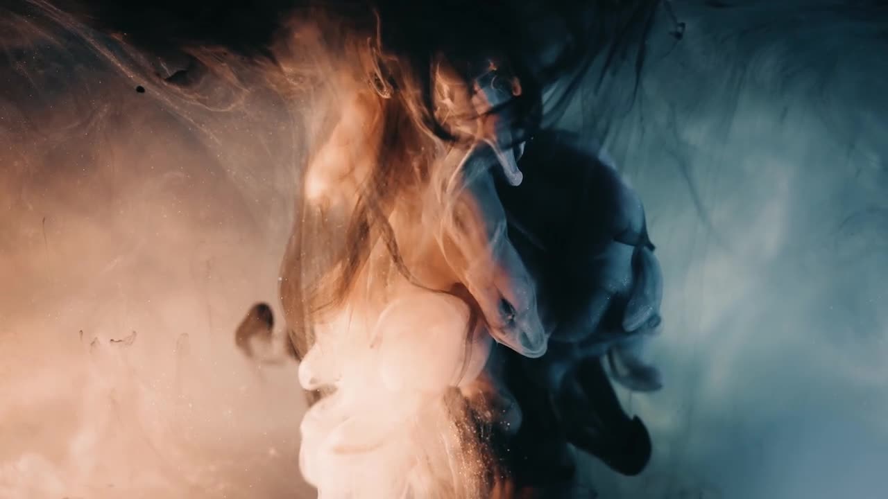 "Son kare" by Gülce Duru and Can Gox