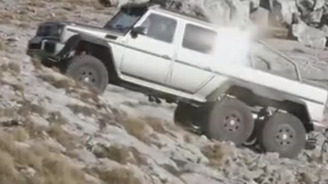 Mercedes-Benz G 63 AMG 6 × 6