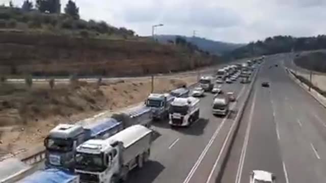 Convoy of trucks and vehicles arrives in Jerusalem, Israel's capital, to protest Covid restrictions.