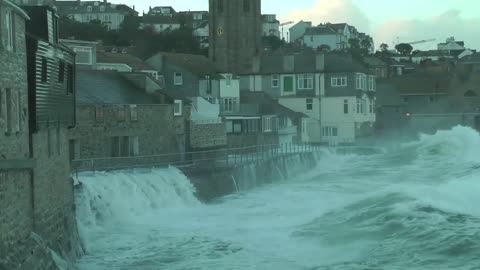 The Lambeth Walk taking a battering from Storm Imogen (8 February 2016).