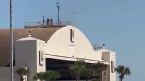 Incredible fighter jet formation