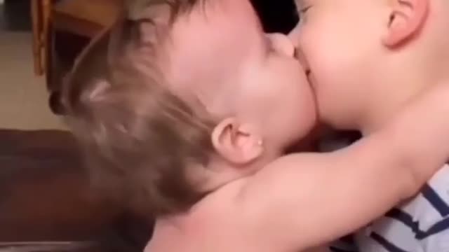 Learn From baby! how to kiss 😘❣️| Short reel video
