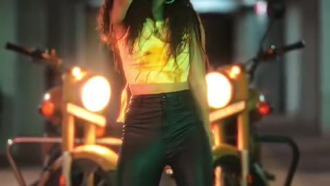 Hot girls dance