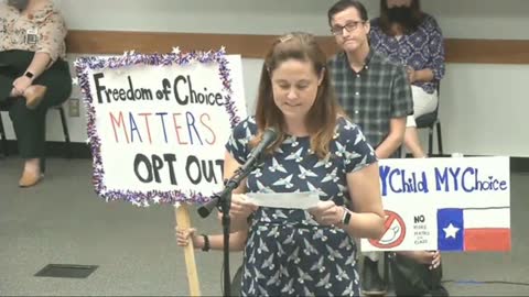 BREAKING : ROUND ROCK, TX CITIZENS PROTEST MASK MANDATES IN SCHOOLS.