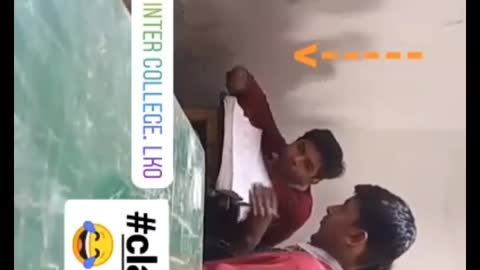 School ki masti😂😂