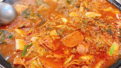 S.Korea soup, budaejjigae