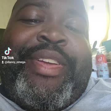 Why didn't Hillary Clinton get the same amount of support that kamala Harris did?