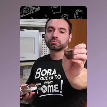 Corbucci destroys the party's snacks... Bad luck for the guests