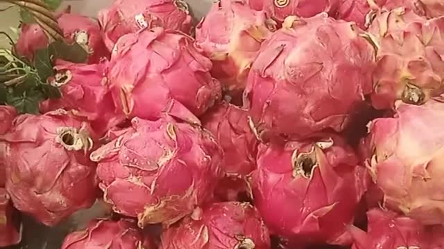 Health benefits of fruit - Part 1 "Mango and Dragon Fruit"
