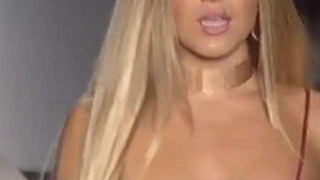 HOT BIKINIS