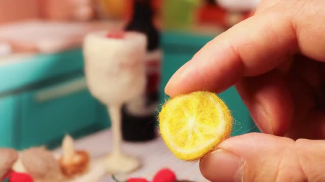 Pan-fried steak stop-motion animation