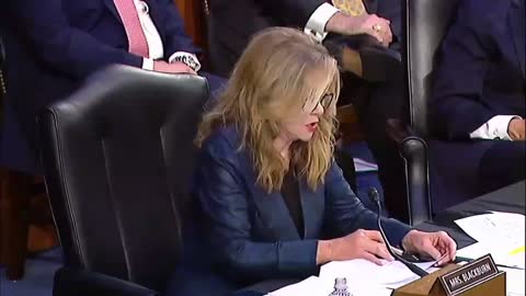 WOW THOUGHT SHE WAS WELL EDUCATED 🧐🧐