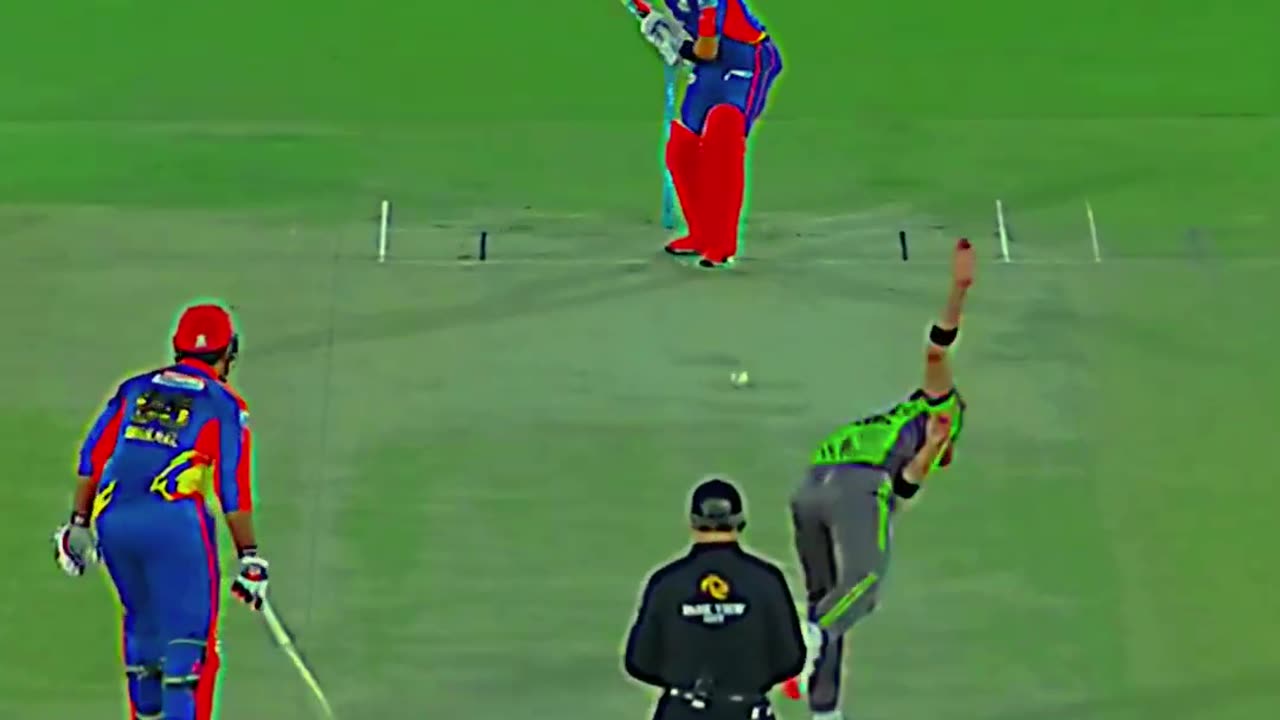 Shaheen show the power #cricket #short #virat #kohli #viratkohli #sky #maxi #abd #surya #maxwell
