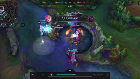 Gameplay Ori, League of Legend mobile