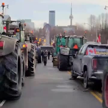 Breaking: Farmers begin to lockdown downtown Toronto