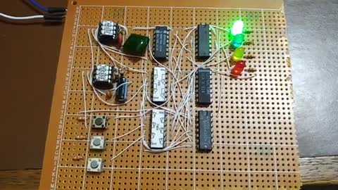 2-Player Glue Logic Reaction Time Game