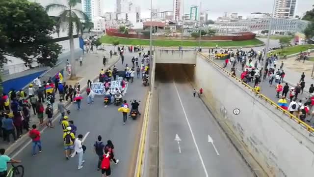 Avanza manifestación en conmemoración de tres meses de paro en Bucaramanga