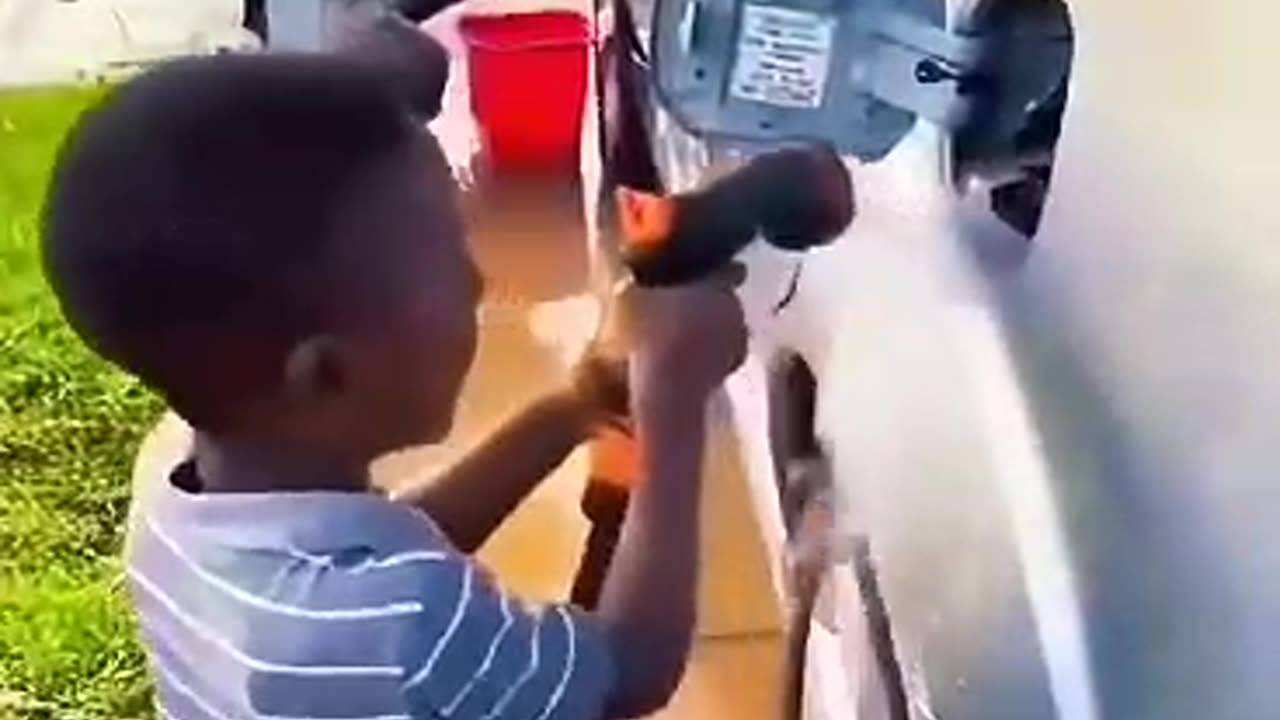 Funny children making a mass😂😂