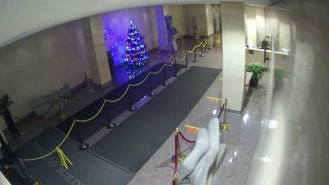 8002FCOB01MainLobby_2021-01-06_04h00min00s597ms.mp4