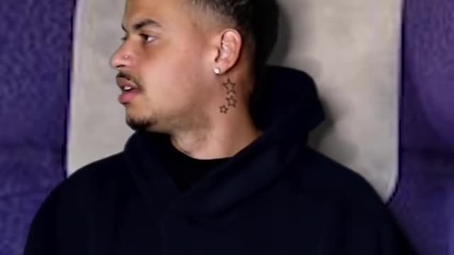 When you hear clapping on a plane