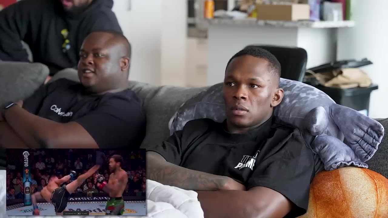 Israel Adesanya Reacts to Sean O’Malley’s INSANE Knock Out at UFC 292