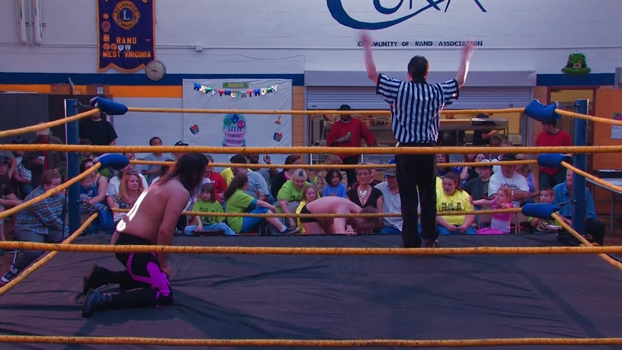 Jason Kincaid VS. Kris King