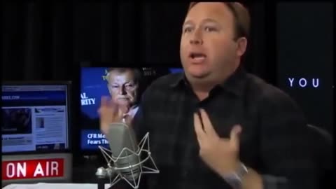 Alex jones blasts Justin Bieber Lady gaga and Hollywood Celebrities'