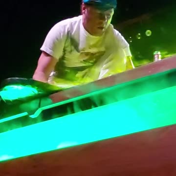 Floyd Kellog (Andy Frasco & The U.N.) - LIVE @ Georgia Theater (Short 2)