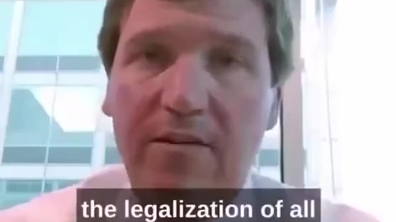 Tucker-Carlson sull'immigrazione illegale nella ragione reale.