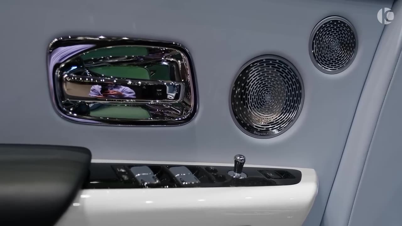 2023 Rolls-Royce Phantom Series 2 Long in Beautiful Details