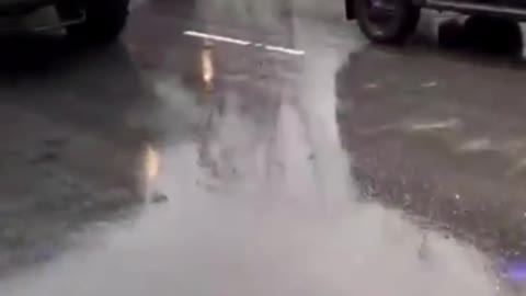 #Ukraine Tense Moments Civil VS Army Trucks