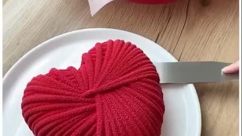 Delicate and beautiful heart shaped dessert! ❤