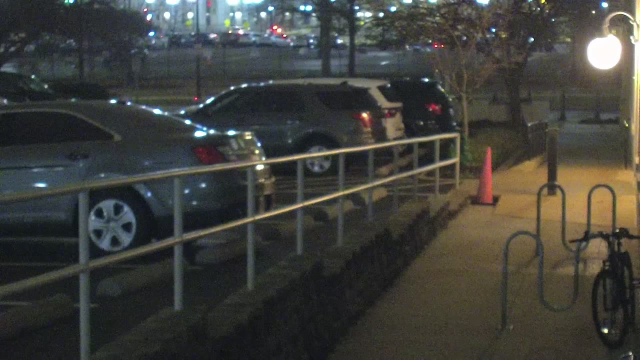 1669HQOB01SouthwestWalkway_2021-01-05_17h40min02s410ms.mp4