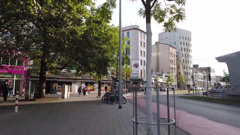 laufen in Schöner stadt Hanover und schöner straße 😀😉😙