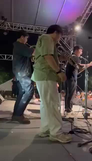 Lola Amour perform - Raining in Manila @ Iloilo City