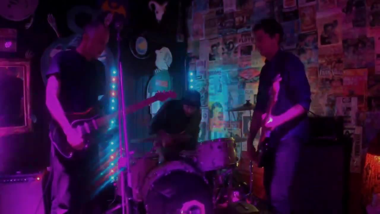 Vulture Feather live onstage in Las Vegas, 'Inseparable', mesmerizing the crowd with a new/old sound