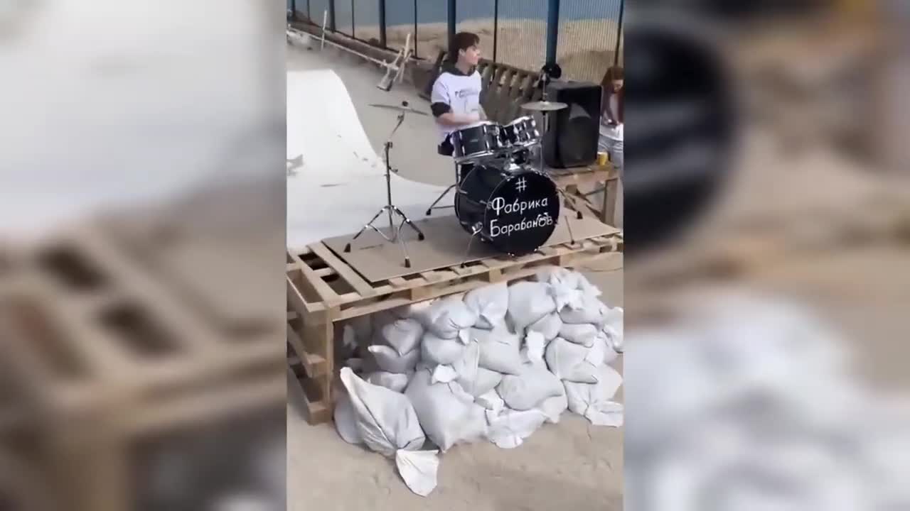 Ukrainian people resist