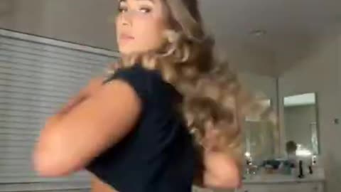 sexy girl tik tok, sexy tik toks, sexy tiktok, tik tok boom boom challenge, sexy women