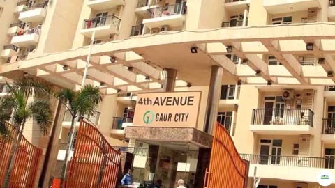 Gaur City 4th Avenue 2/3 BHK Ready to Move Flats