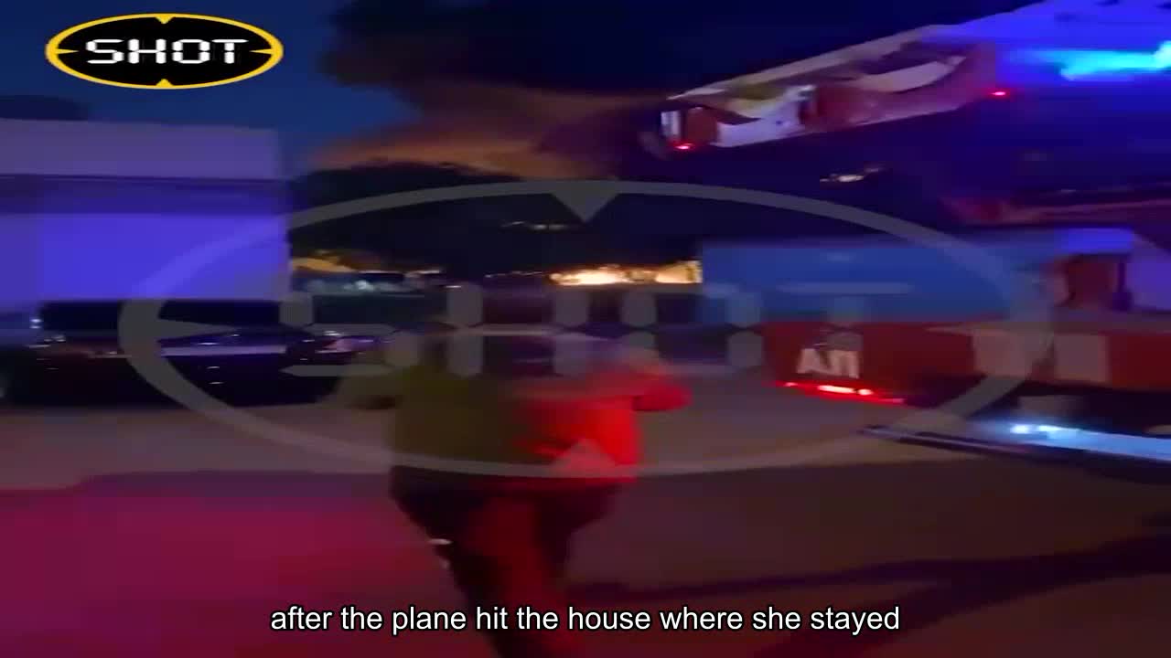 In Yeisk, a woman cannot get to the house where she left her children after the plane hit her