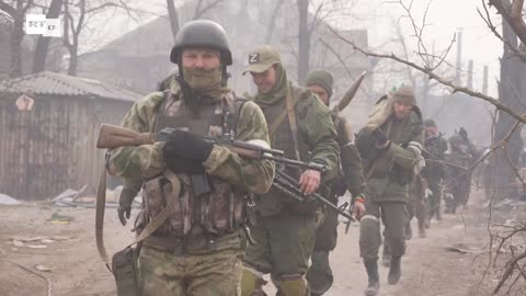 Die Schlacht um Mariupol – Russische Soldaten und Überlebende erzählen