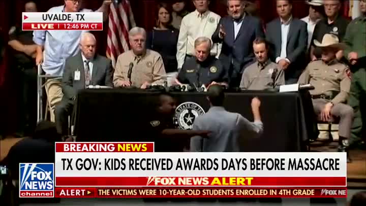 WATCH: Beto O’Rourke Disrupts Gov Abbott’s Press Conference, Sheriff Calls Him “Sick Son of a Bitch”