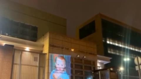 A video with the dead children of Donbass was projected on the building of the US Embassy
