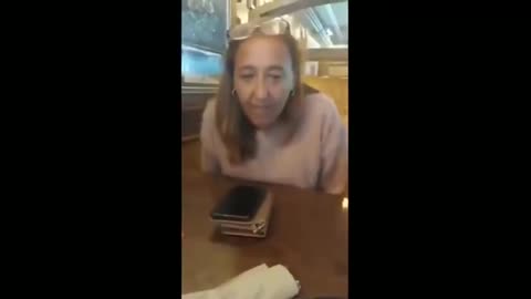 Woman DESTROYS the NHS when they call her, asking why she hasn't been vaccinated