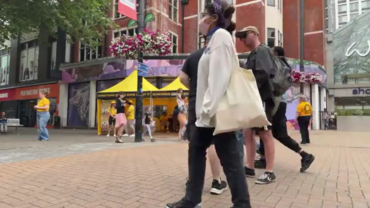 Protesting Scientology in Croydon