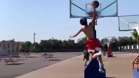 Street Basketball Dunk Video