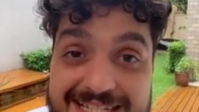 Canal de corte do Monark Talks